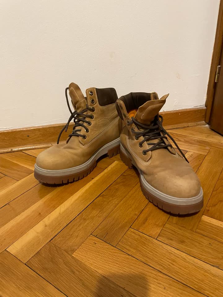 Продаю пару Timberland'ов, мужские, размер 44