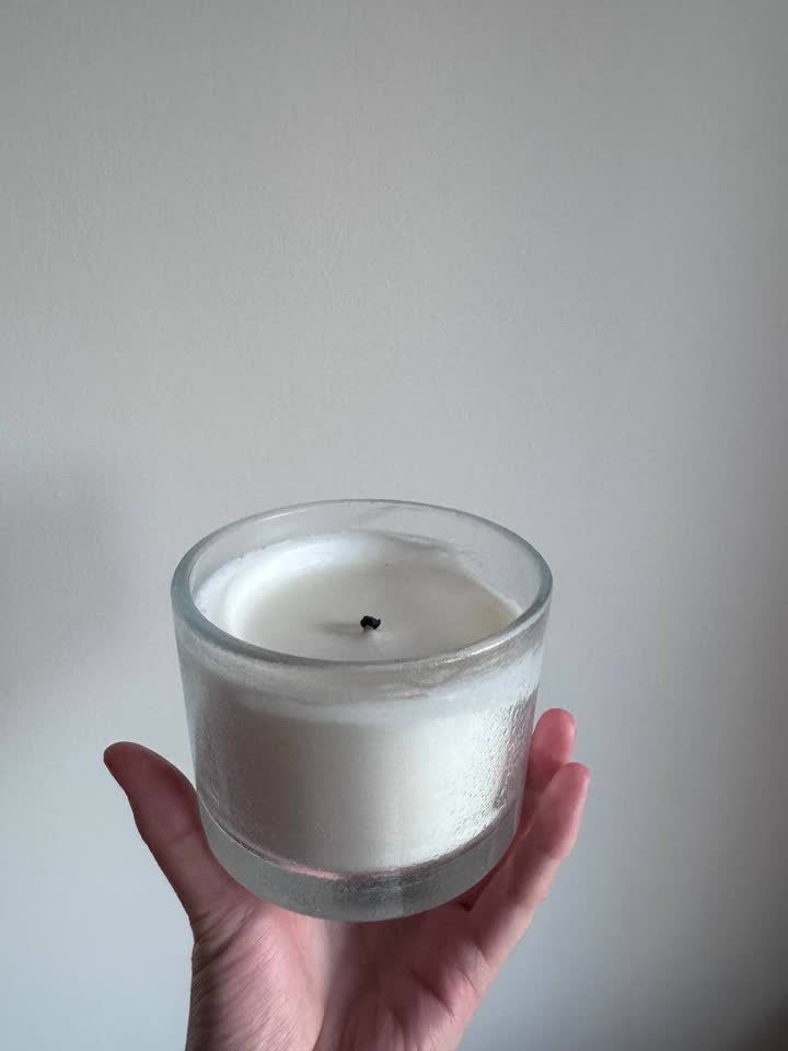 1 - свеча икея adlad - https://www.ikea.com.tr/en/product/adlad-white-50-hr-scented-candle-i