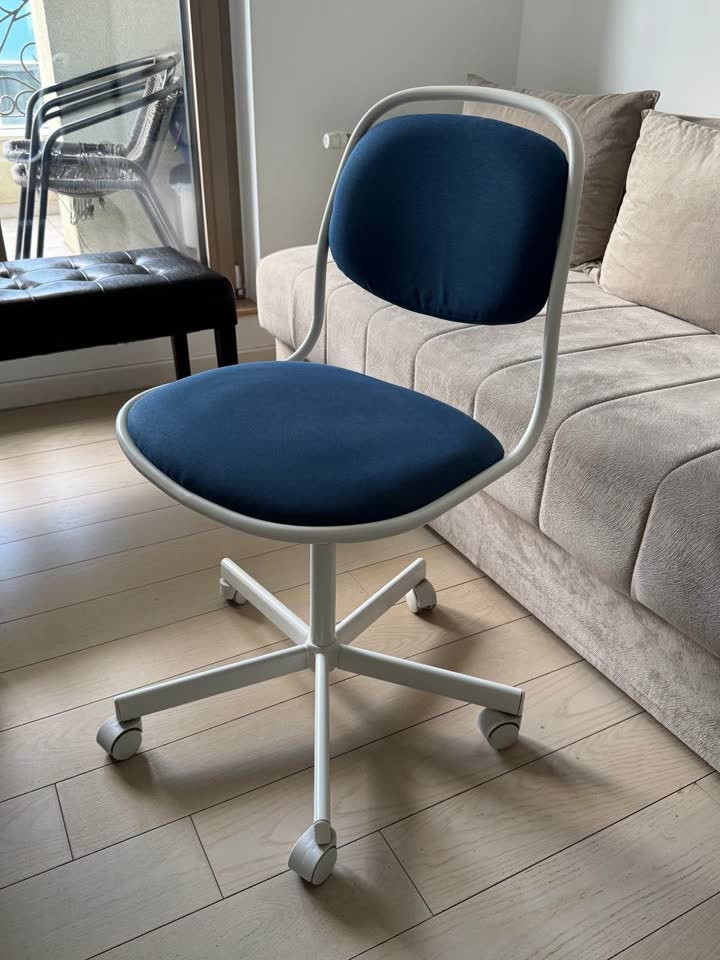 Продаю офисное кресло IKEA ÖRFJÄLL 🪑