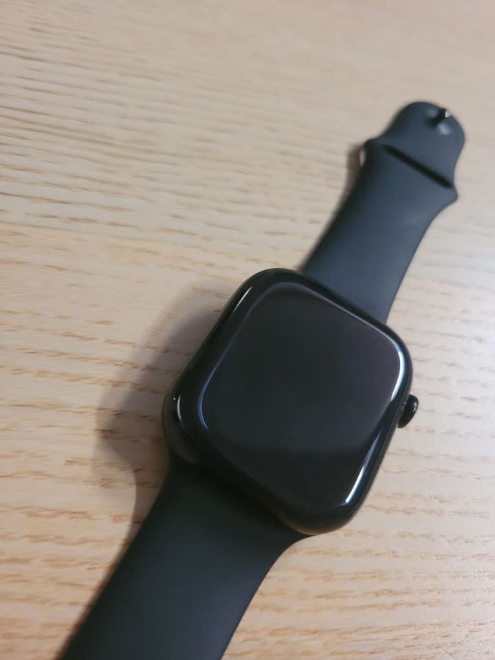 Apple Watch 10 46mm + зарядка