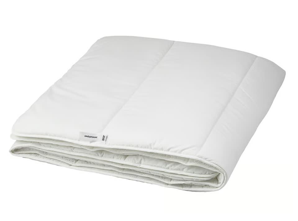 Prodajem ćebe IKEA SMÅSPORRE 150x200