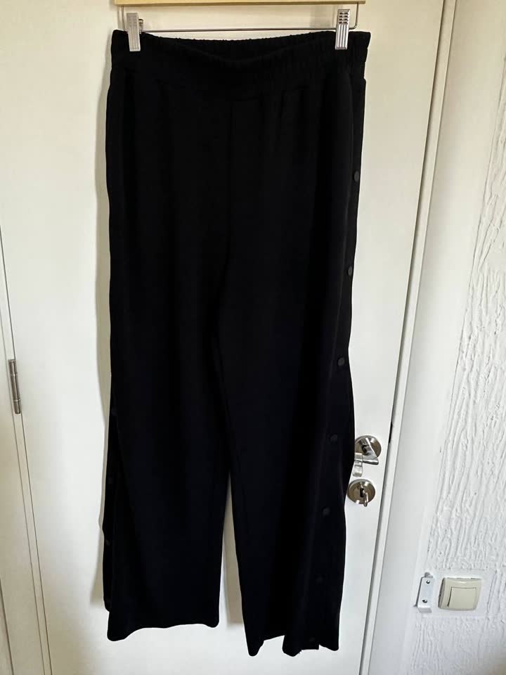 Sportske pantalone Oysho, L