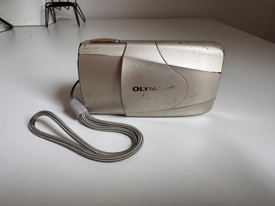 Olympus Mju II