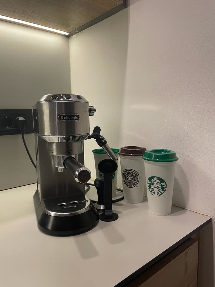 DeLonghi EC685 aparat za kafu + dodaci