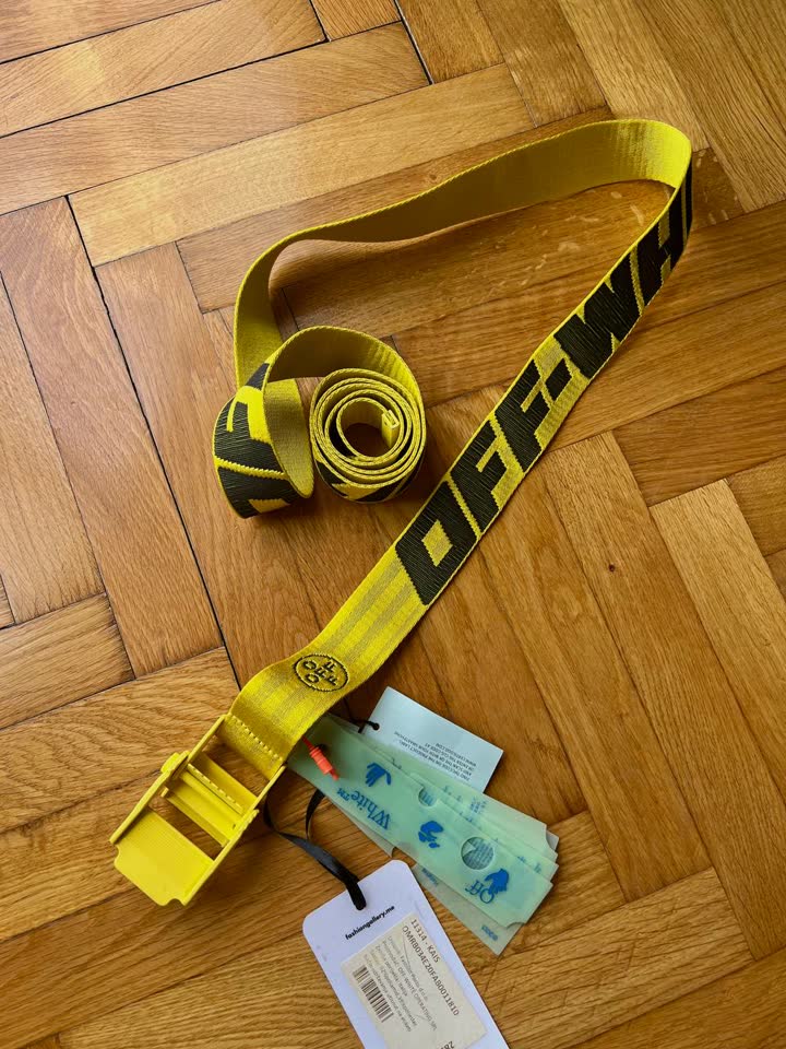 Prodajem kaiš OFF WHITE