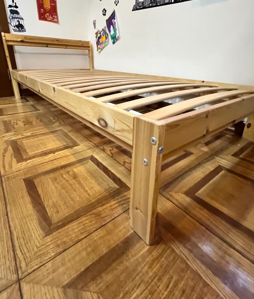 Кровать деревянная Икея 200×90