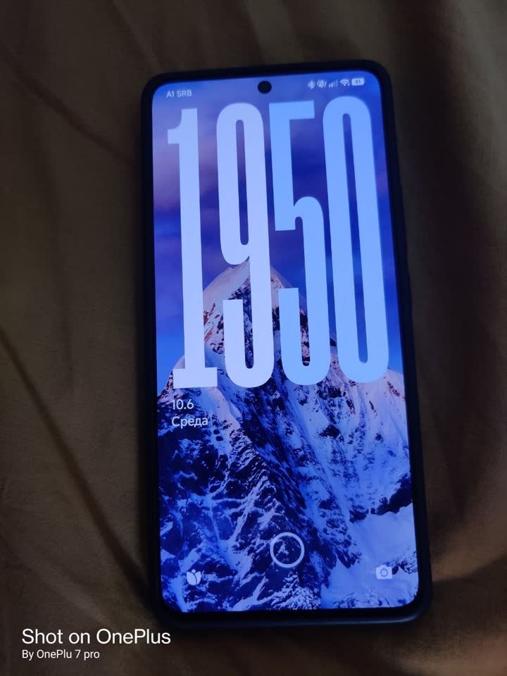 Продам телефон Poco F6