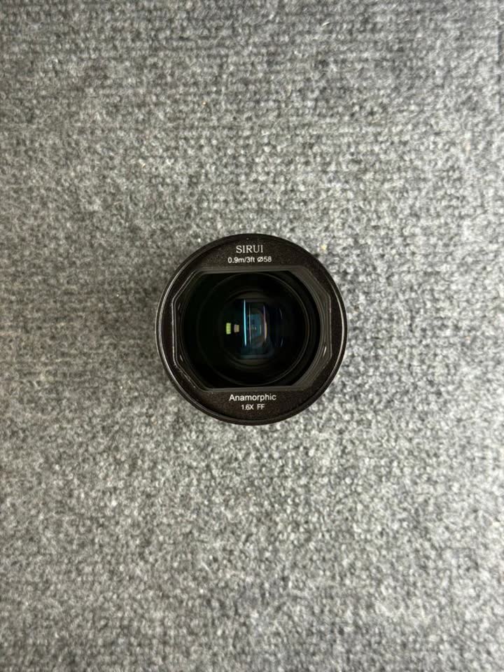 SIRUI 35mm T2.9 1.6x Full Frame Anamorphic (Canon RF)