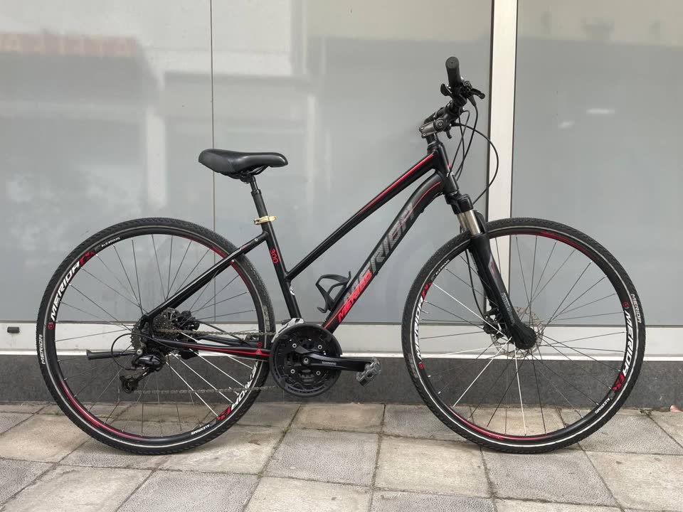 Merida Crossway — универсальный гибридный велосипед