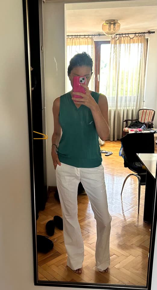 BENETTON новые белые легкие брюки