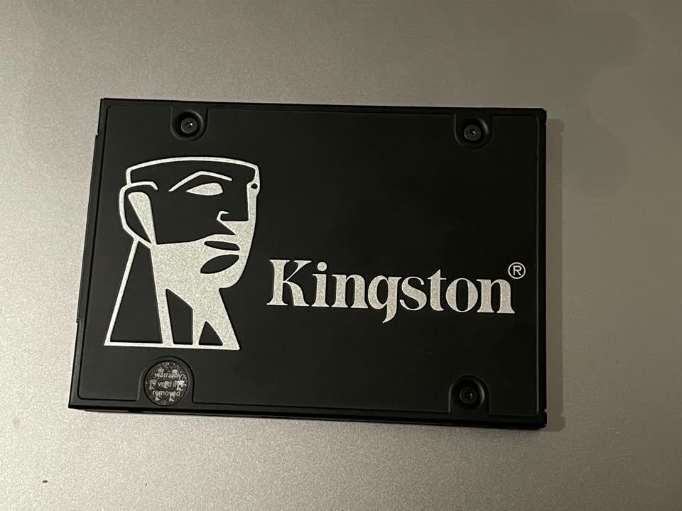 Prodajem Kingston SSD od 2 TB