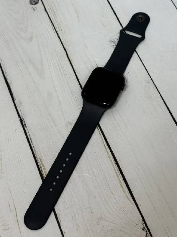 Apple Watch SE 2 44mm