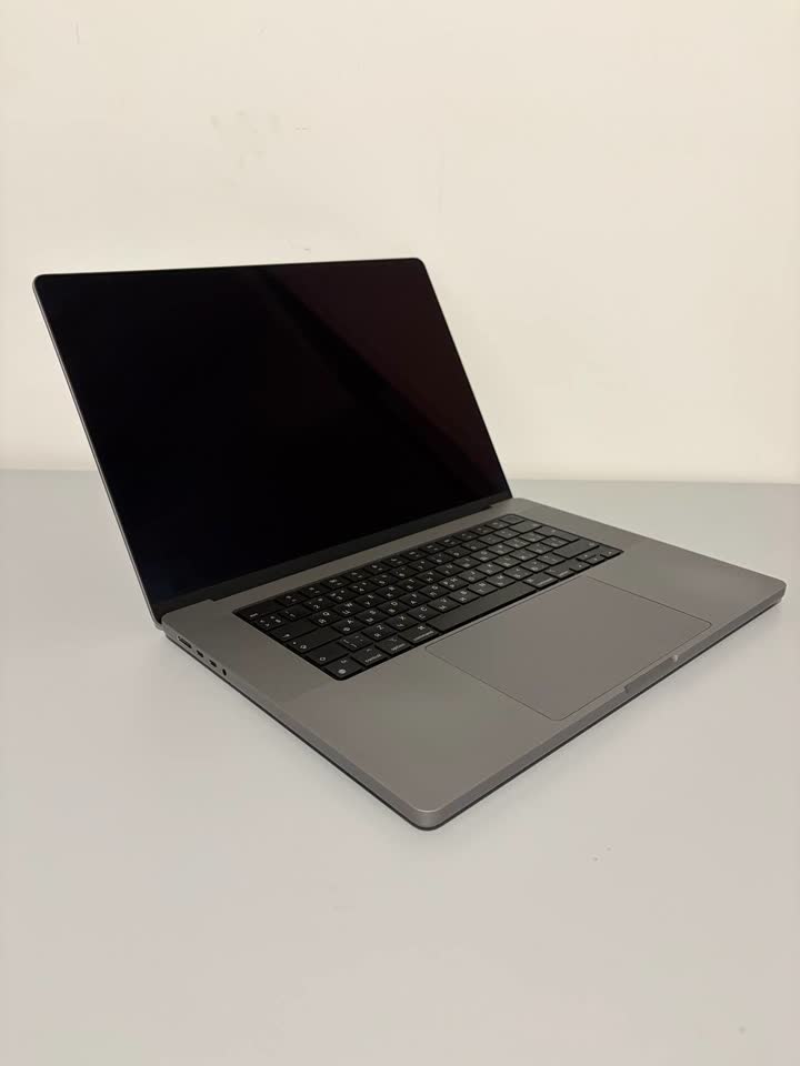 MacBook Pro 16-inch M1 (2021)