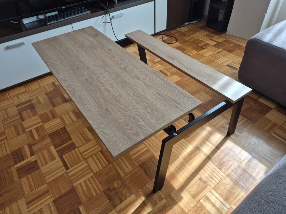 Столик IKEA LJUNGSBRO с подъемной столешницей