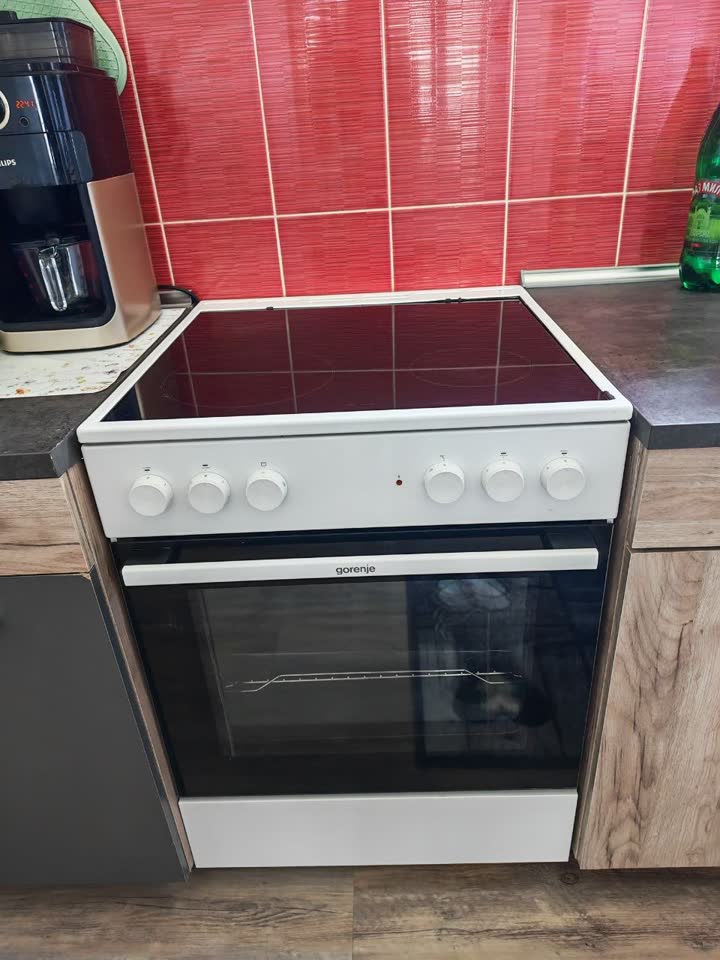 Продам электроплиту Gorenje