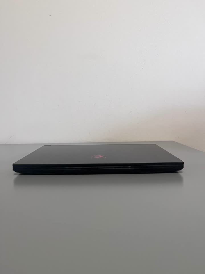 Prodajem laptop MSI GF65 Thin