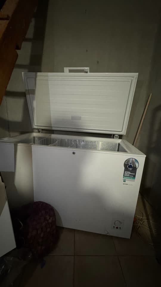 Горизонтальный морозильный ларь Gorenje FH401CW