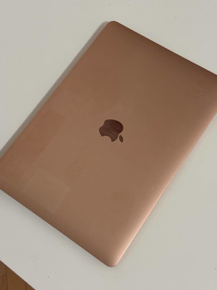 MacBook Air M1 8/256 Rose gold