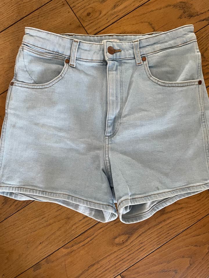 Wrangler šortsevi