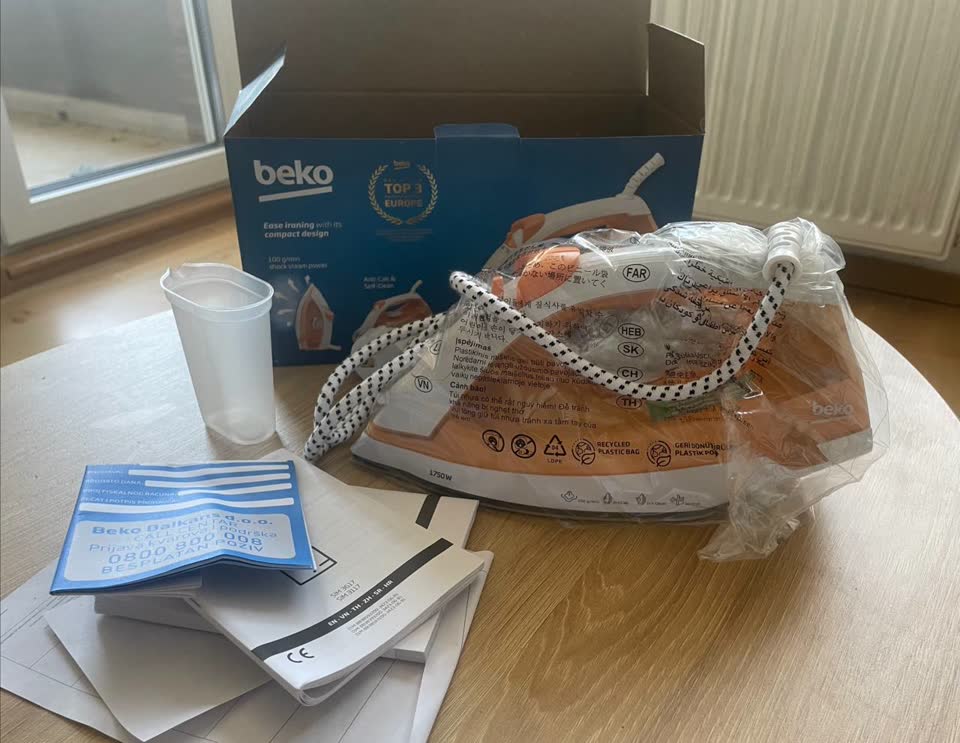 Срочно продам вещи, Нови Сад