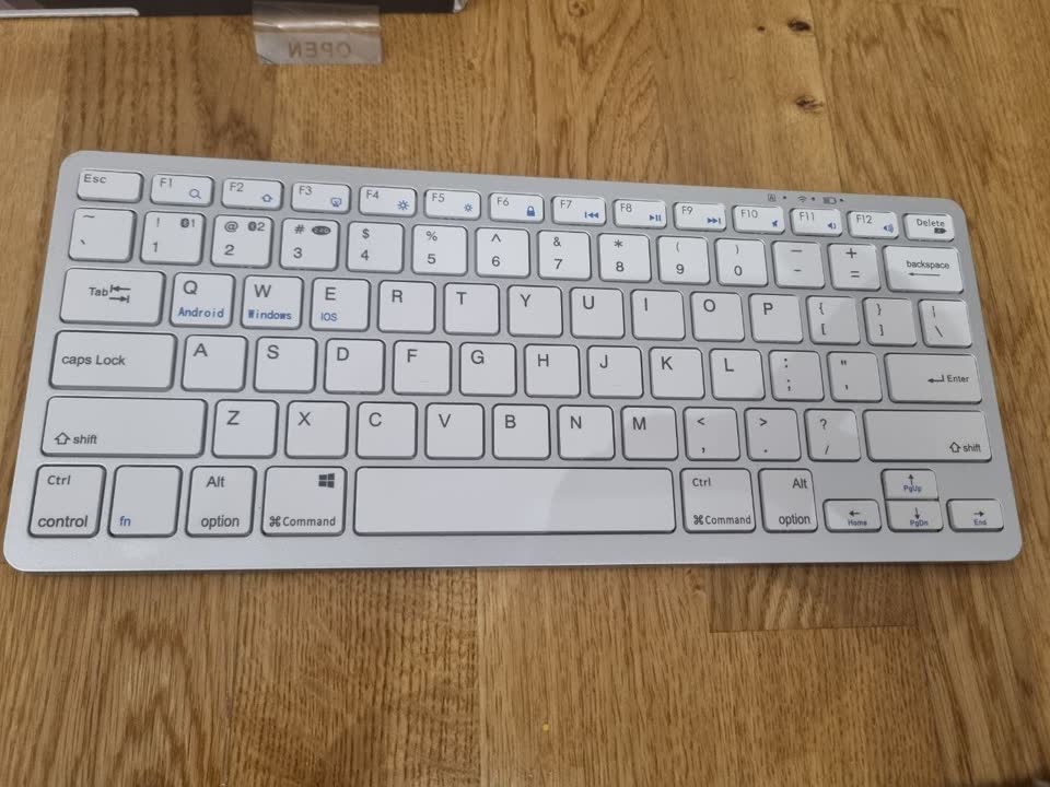 Novi komplet