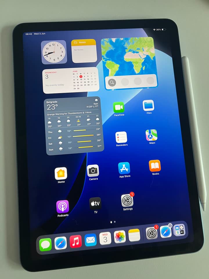 Prodajem iPad Air 5. generacije
