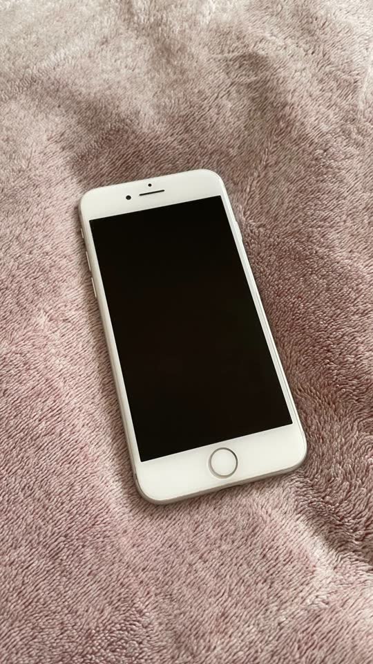 iPhone 8 64Gb белый