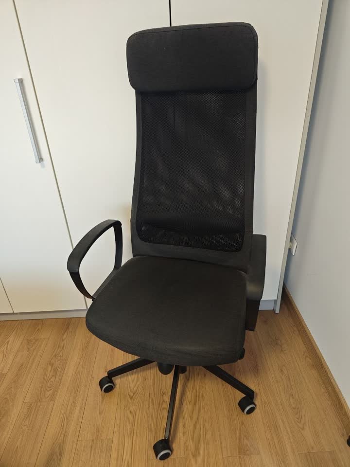 Kancelarijska stolica IKEA MARKUS