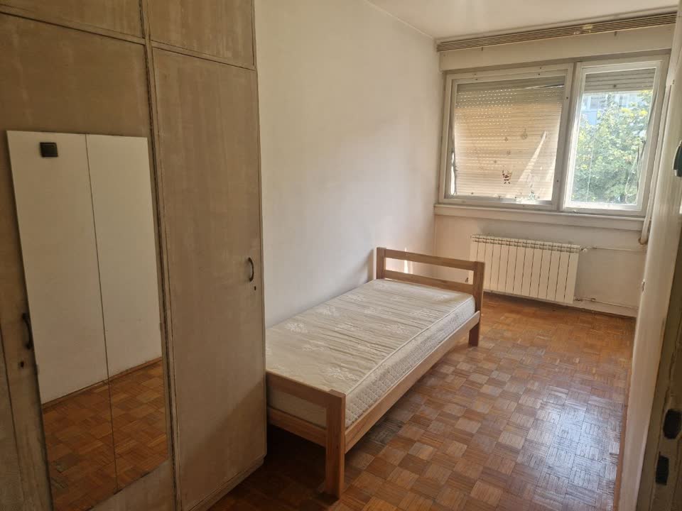 Iznajmljujem stan u Beogradu, Ustanička 150, 2 spavaće sobe