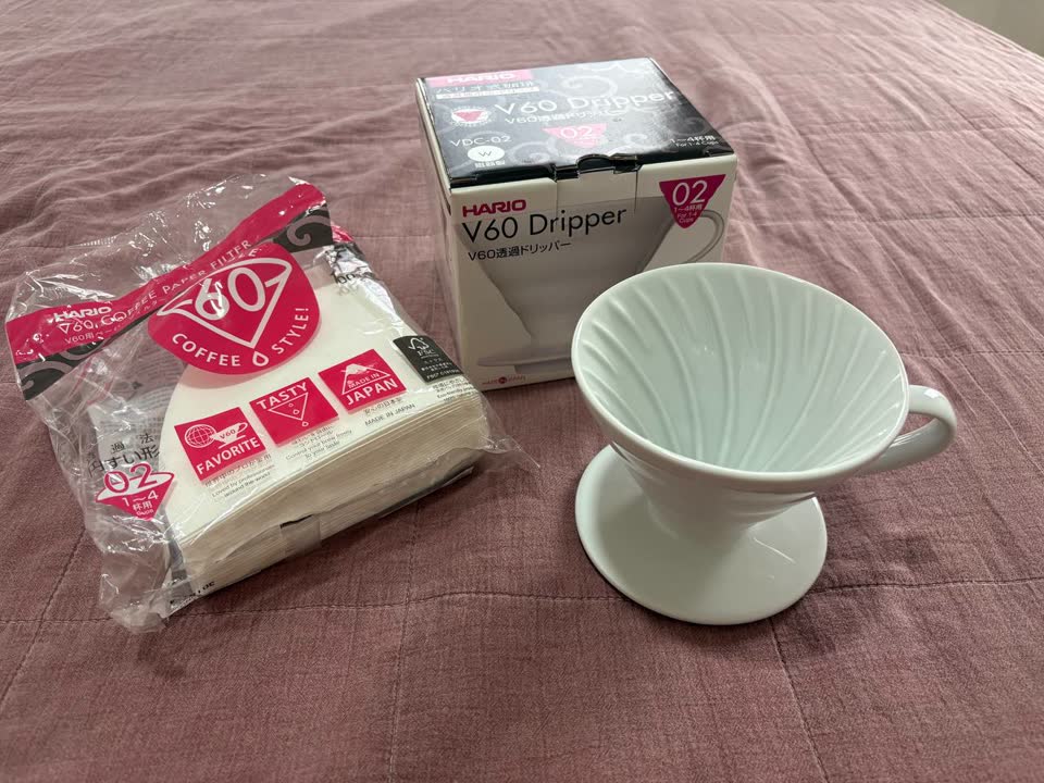 Воронка Hario V60 и набор фильтров 100 шт.
