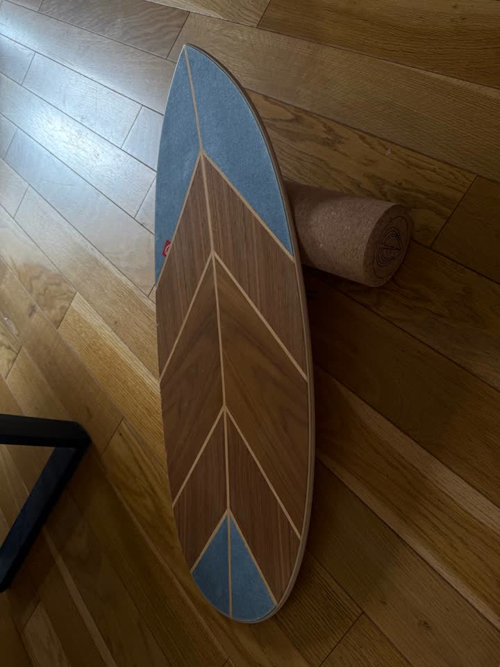 Balansbord od custom brenda