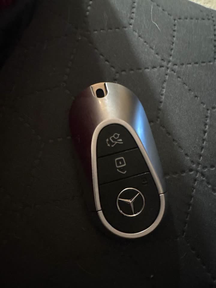 Найден ключ от Mercedes