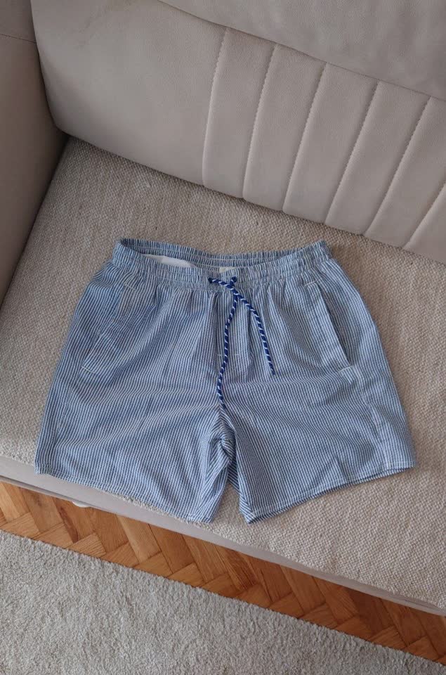 Kupaće gaćice-šorts Calzedonia.