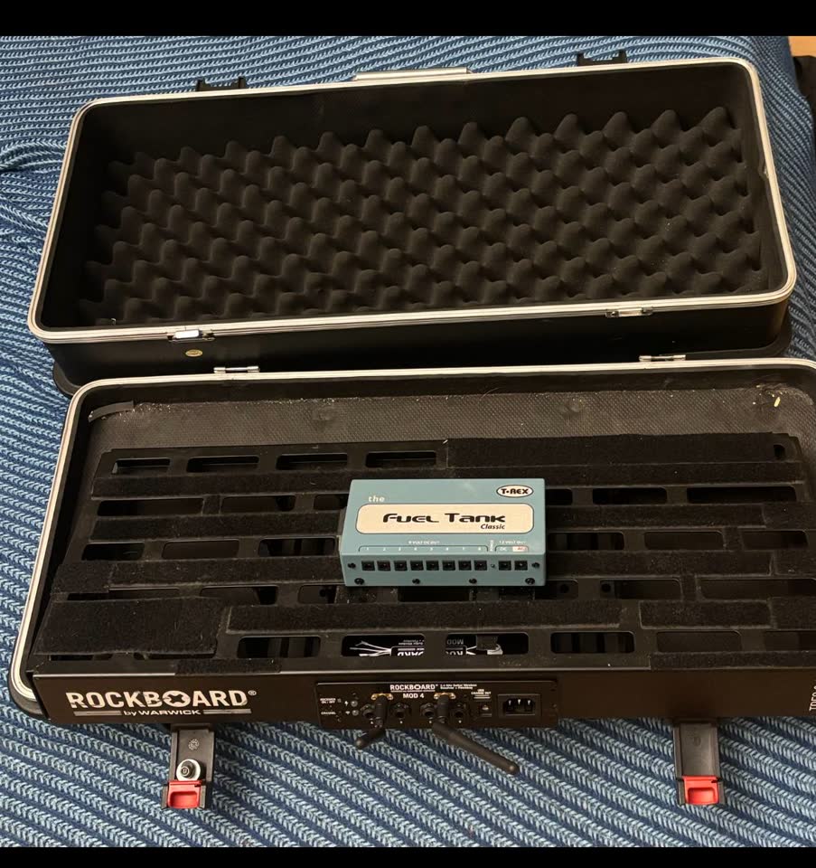 Warwick rockboard pedalboard