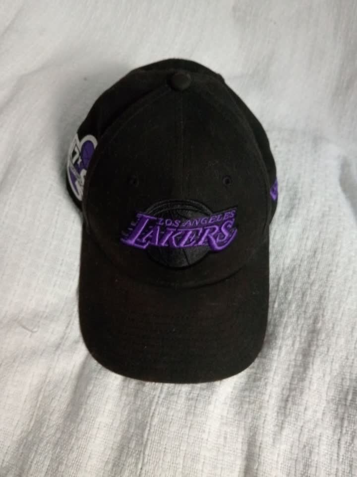 Originalna dečija kapa Los Angeles Lakers
