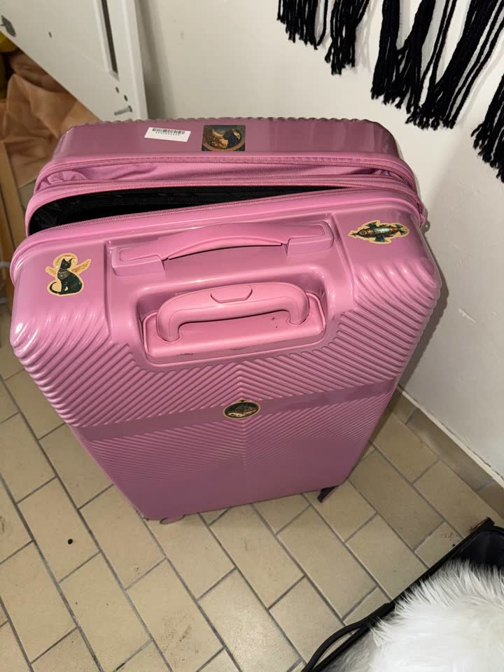 Продам чемодан Rachel Zoe