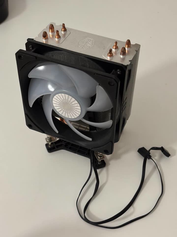 Kuler COOLER MASTER Hyper 212 Halo RR-S4KK-20PA-R1