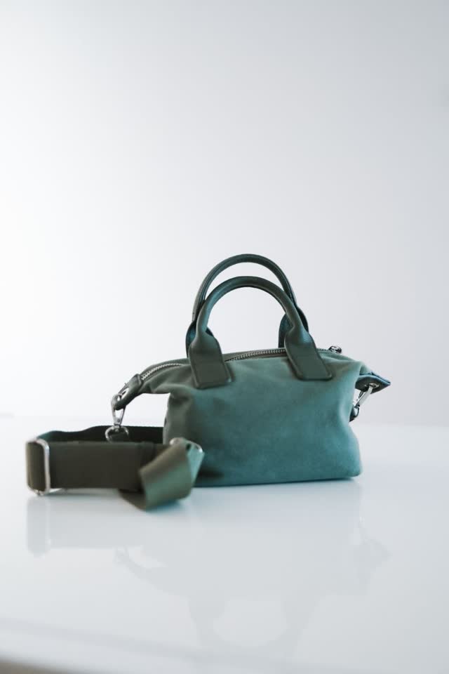 Сумочка маленькая Stradivarius