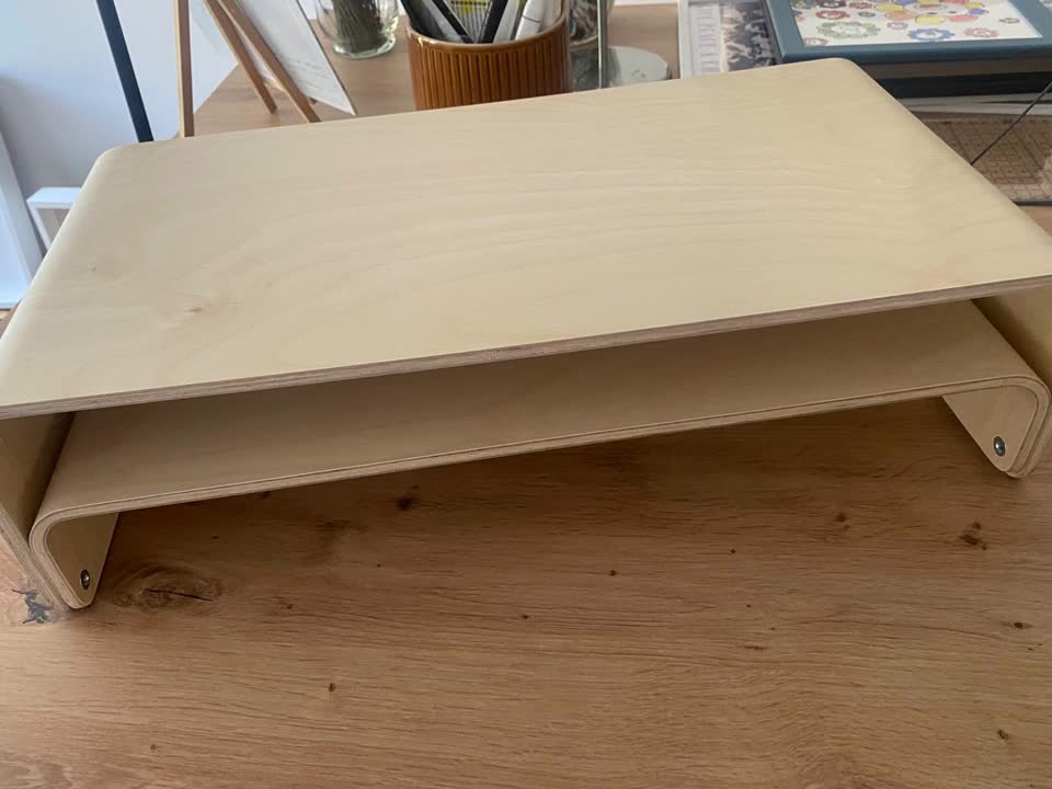 Полка под ноут IKEA 1000 динар