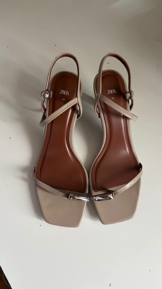 Босоножки ZARA