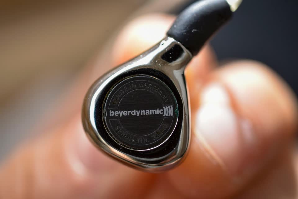 Наушники Beyerdynamic Xelento Wireless (1st gen)