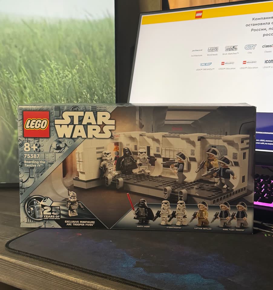 LEGO Star Wars 75387 — На борту Tantive IV