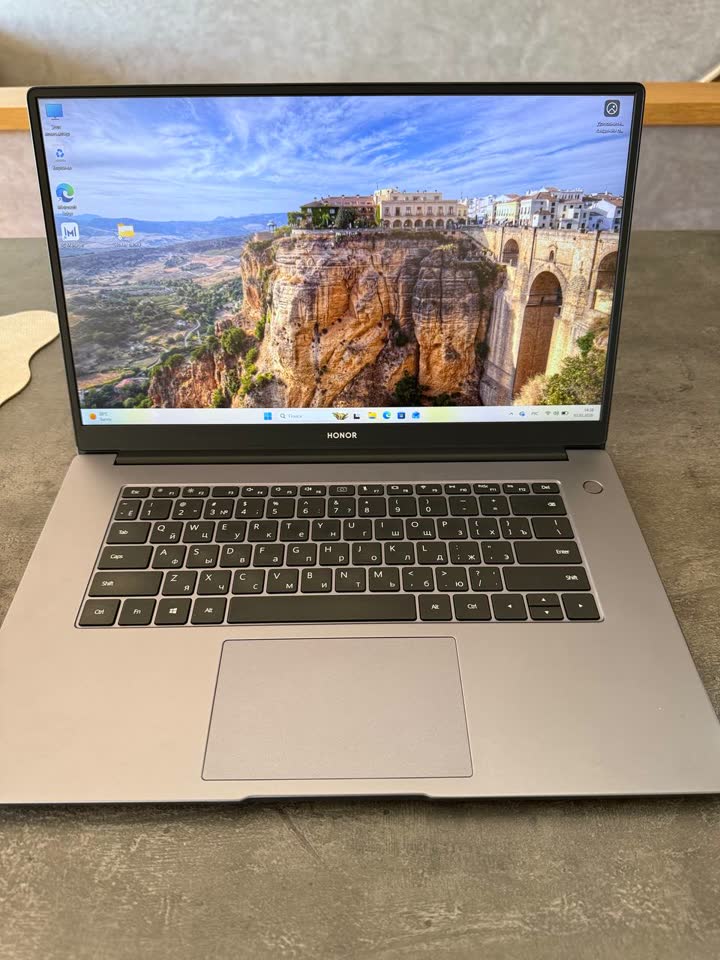 Ноутбук HONOR MagicBook X 15