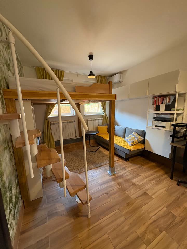 Prodajem stan u Zemunu, 48 m²