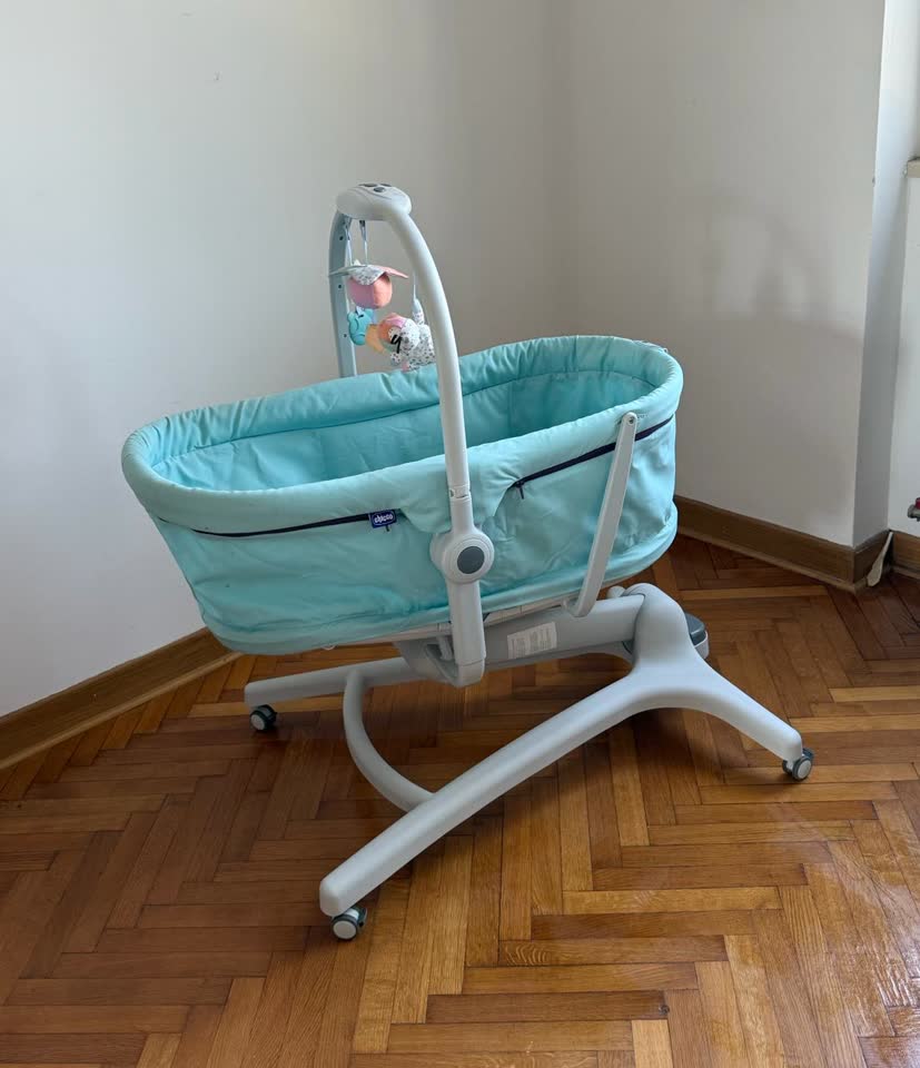 Продам стульчик-шезлонг Oribel Coccoon и люльку Chicco Baby Hug 4-в-1