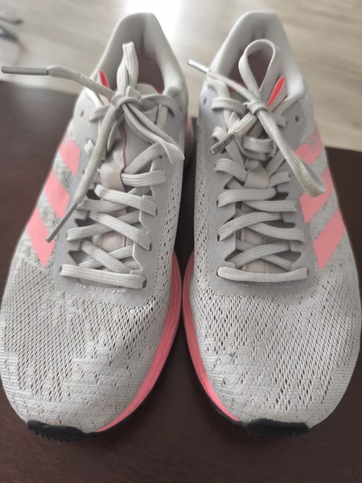 Летние беговые кроссовки Adidas