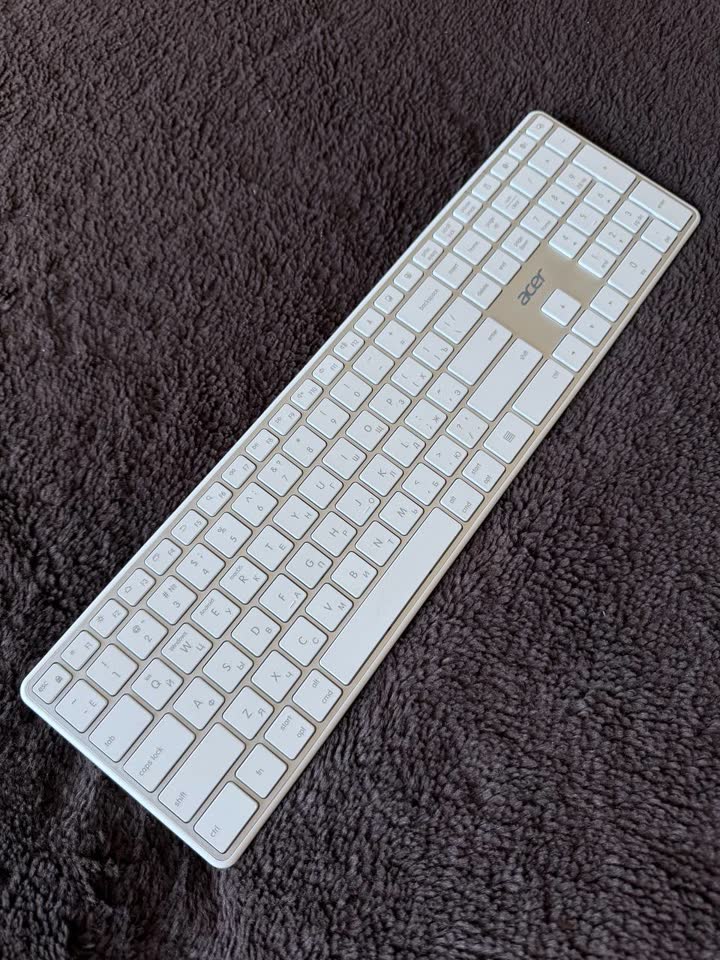 Bežična tastatura Acer OKR301 sa ruskim slovima