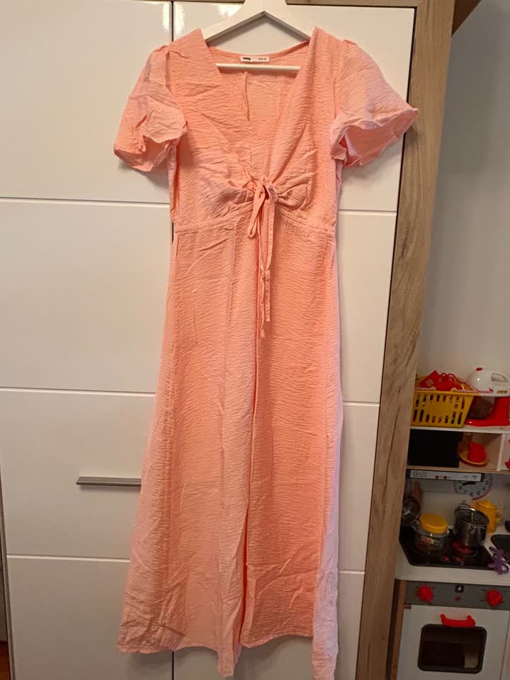 Ženska odeća po 500 dinara
