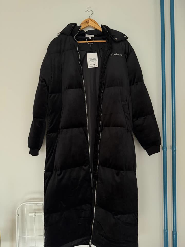Пуховик Juicy Couture