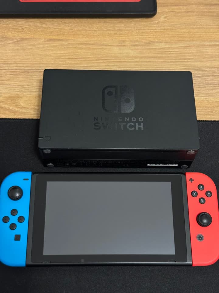 Nintendo Switch V2 HAC-001(-01)